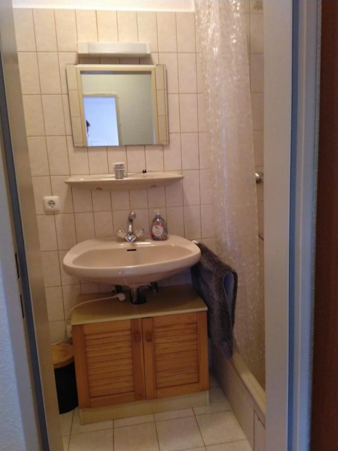 Kleine Ferienwohnung, Einzimmeraparment In Altenkirchen Almersbach Luaran gambar